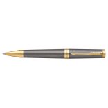 PARKER ROYAL INGENUITY GREY KOLLEKCIÓ GOLYÓSTOLL SZÜRKE, ARANY KLIPSZ 2213728